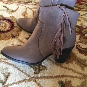 Bucco boots . Very stylish !